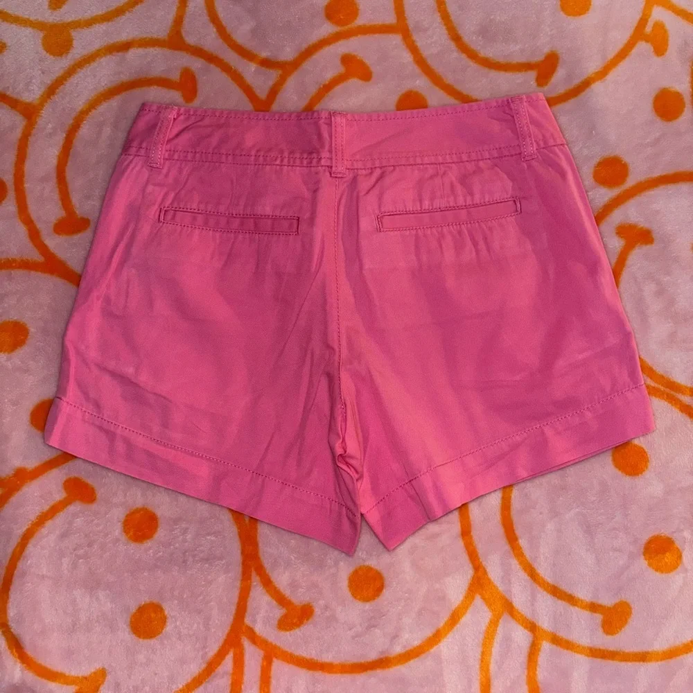 Lilly Pulitzer Callahan Shorts - Picture 2 of 3